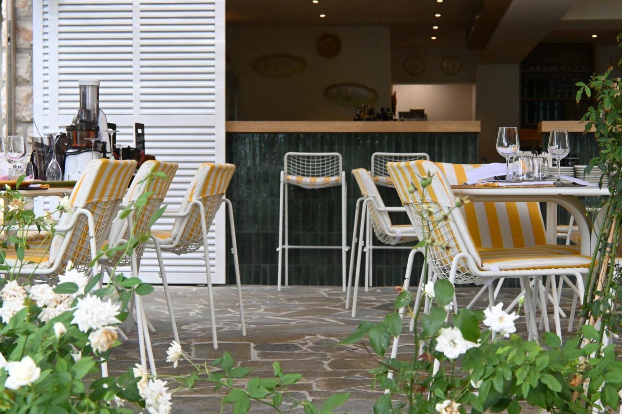 Residence Hoteliere Le Provencal A Giens - Bord De Mer Hyères Esterno foto