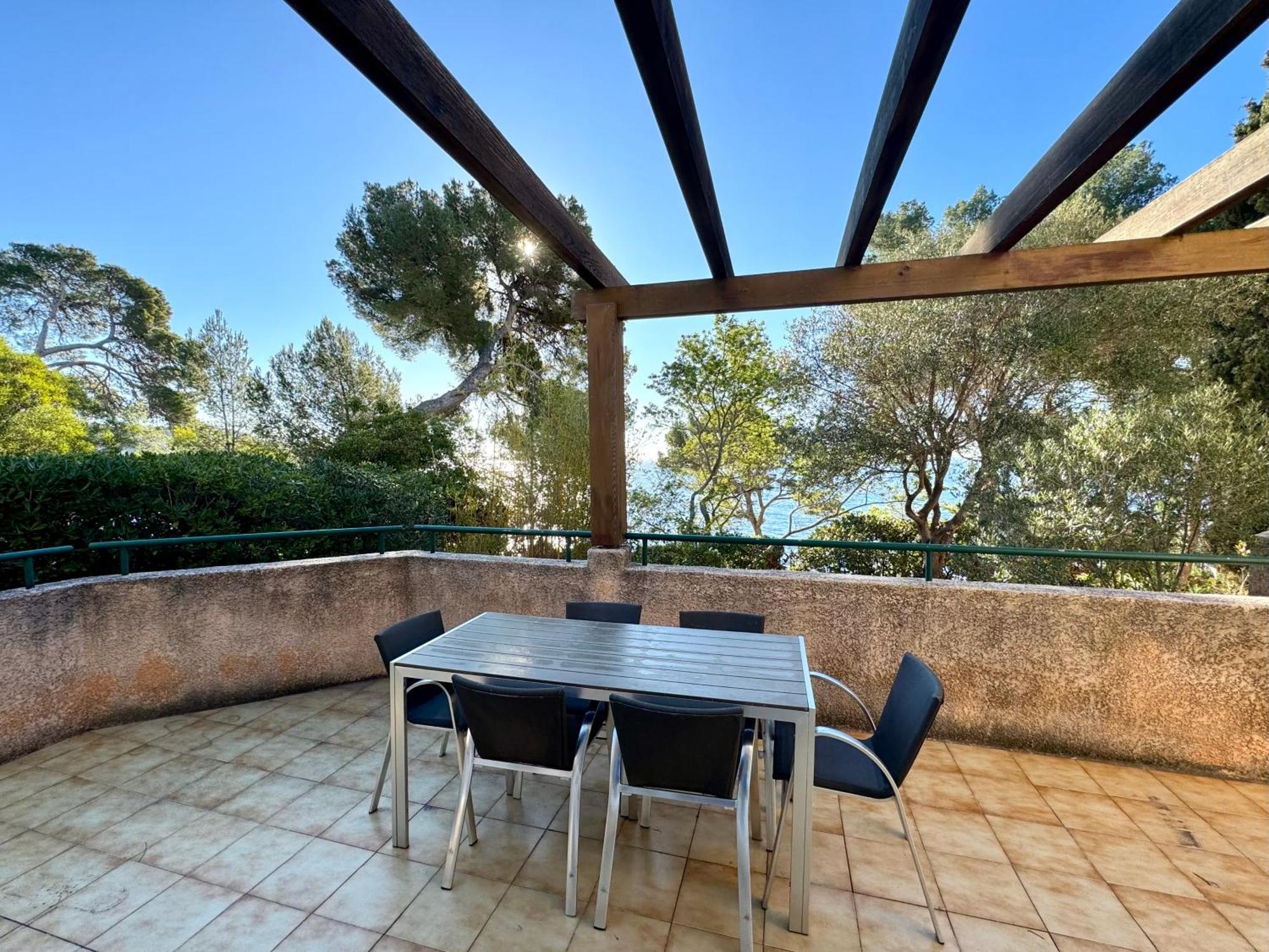 Residence Hoteliere Le Provencal A Giens - Bord De Mer Hyères Esterno foto